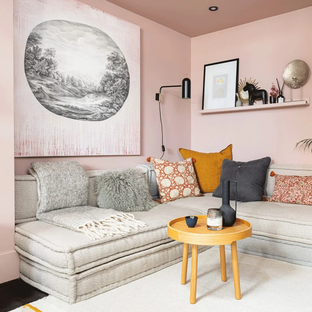 42 Modern Living Room Organization Ideas For Small Spaces