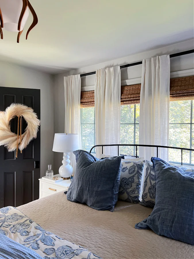 45 Unusual Bedroom Ideas to Try This Fall Season