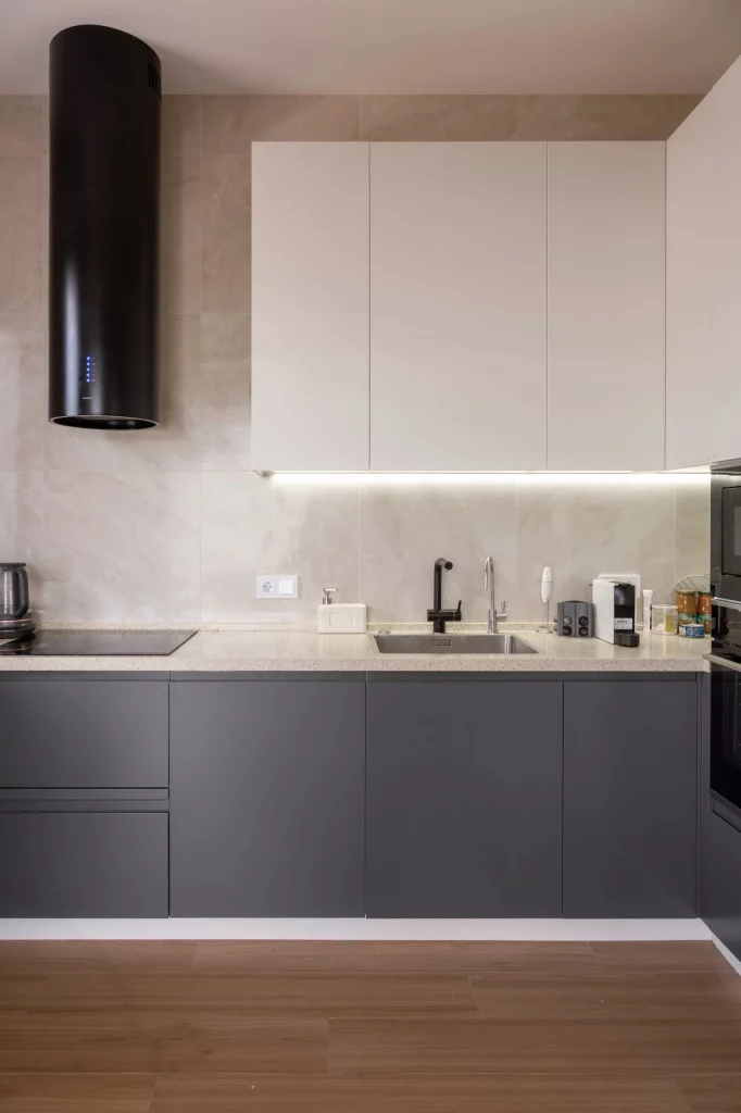 45 White And Gray Kitchen to Try This Season