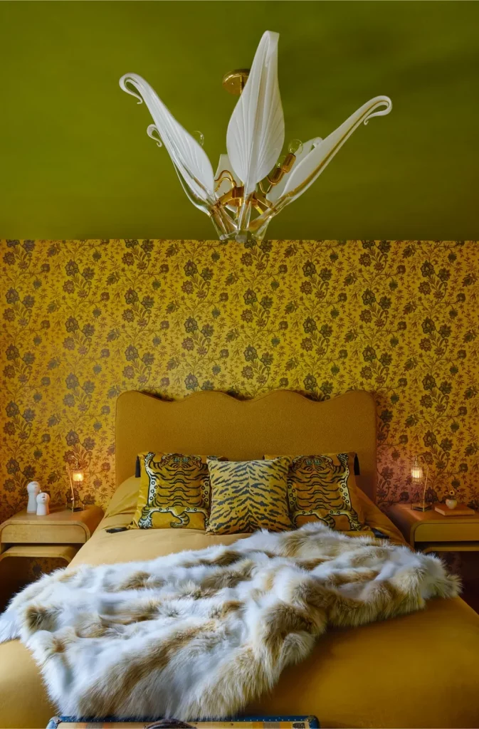50 Modern Art Deco Bedroom Ideas For Fall
