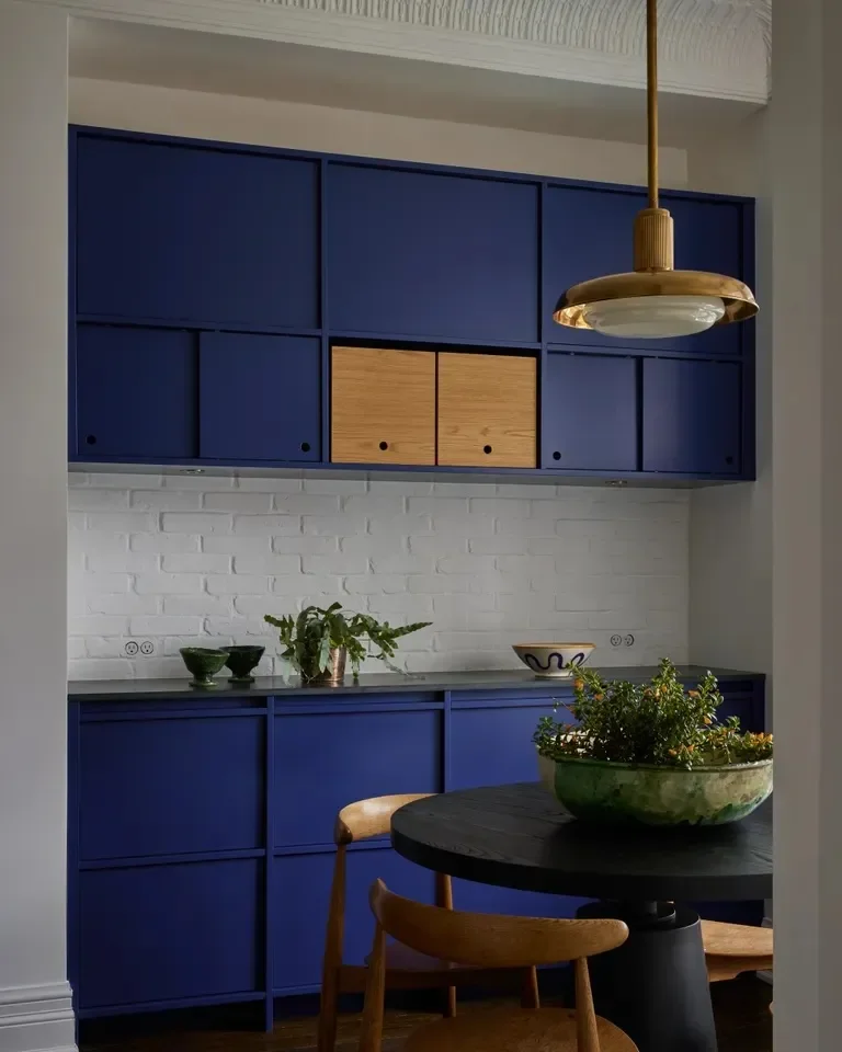 45 Dark Blue Kitchen Design Ideas to Fall 2026 Season