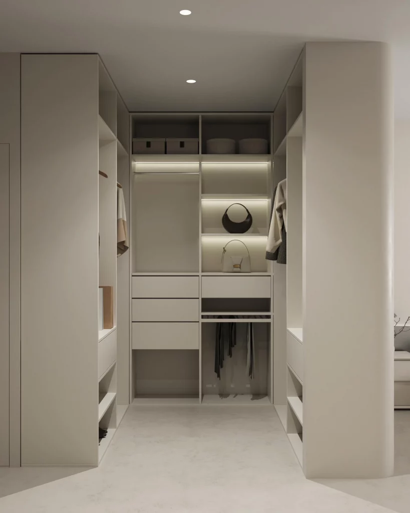 43 Small-Space Walk-In Closet Organization Ideas to Try This Season