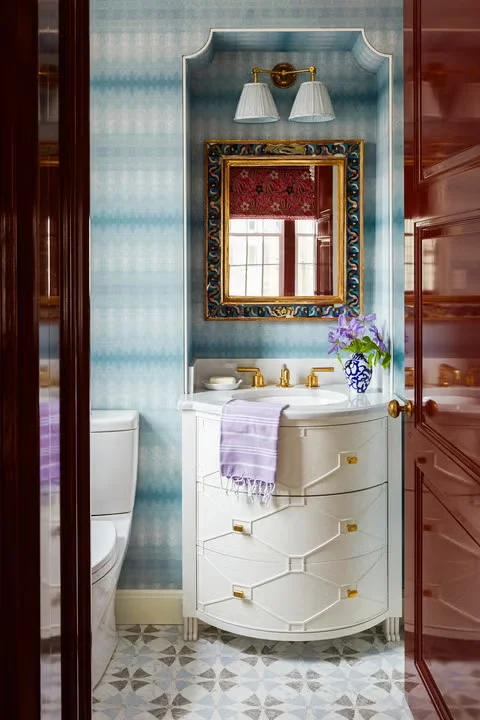 45 Elegant Small Bathroom Design Ideas For Modern Homes