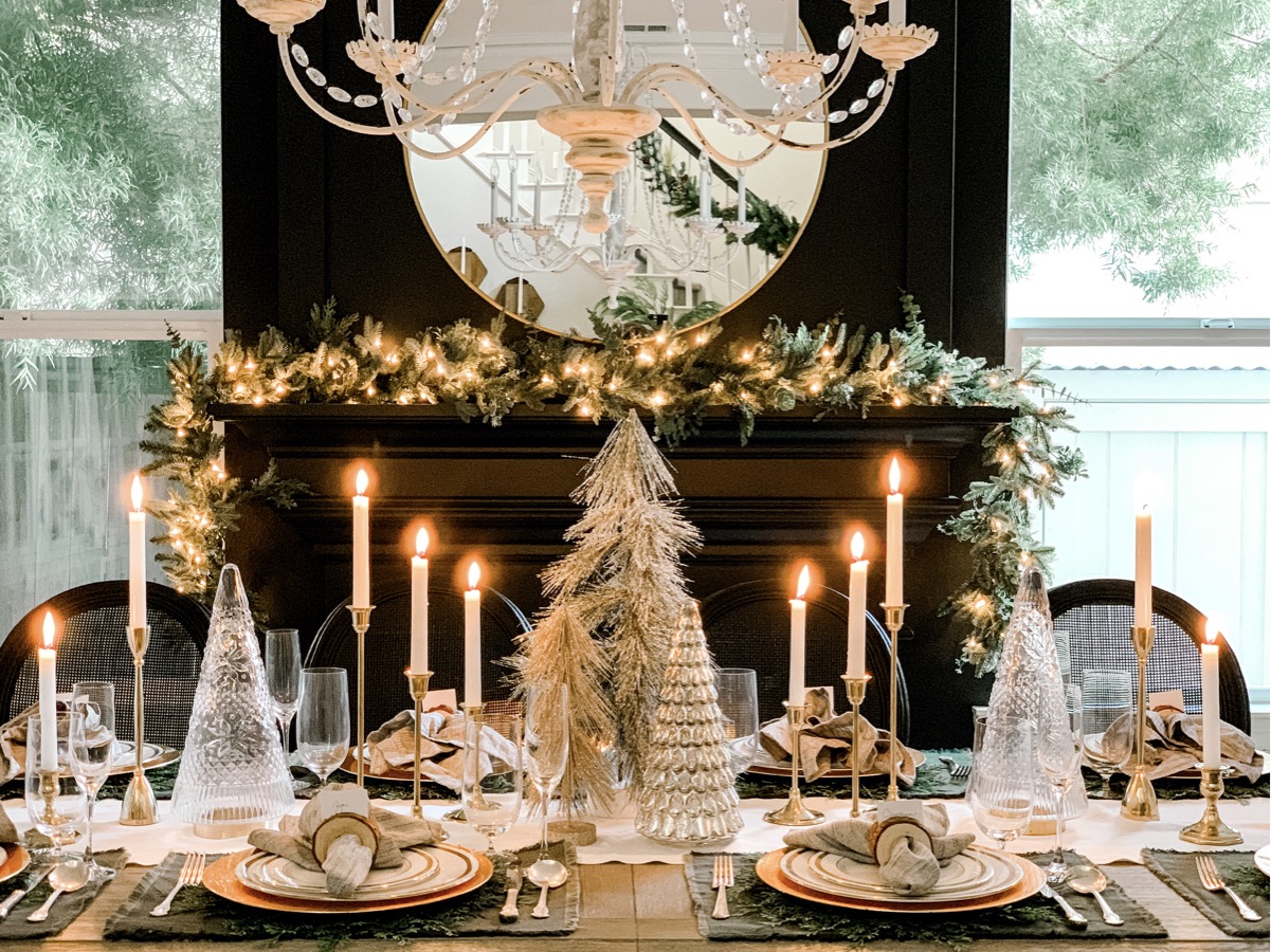 Modern Elegant Christmas Table Setting with Glass Trees — Elegant Christmas Decor
