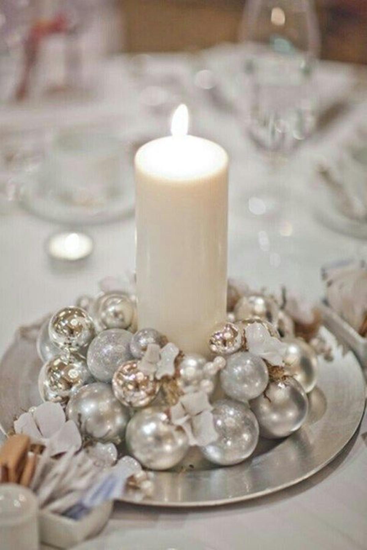 Elegant Candle Centerpiece with Baubles — Christmas Wedding Decor