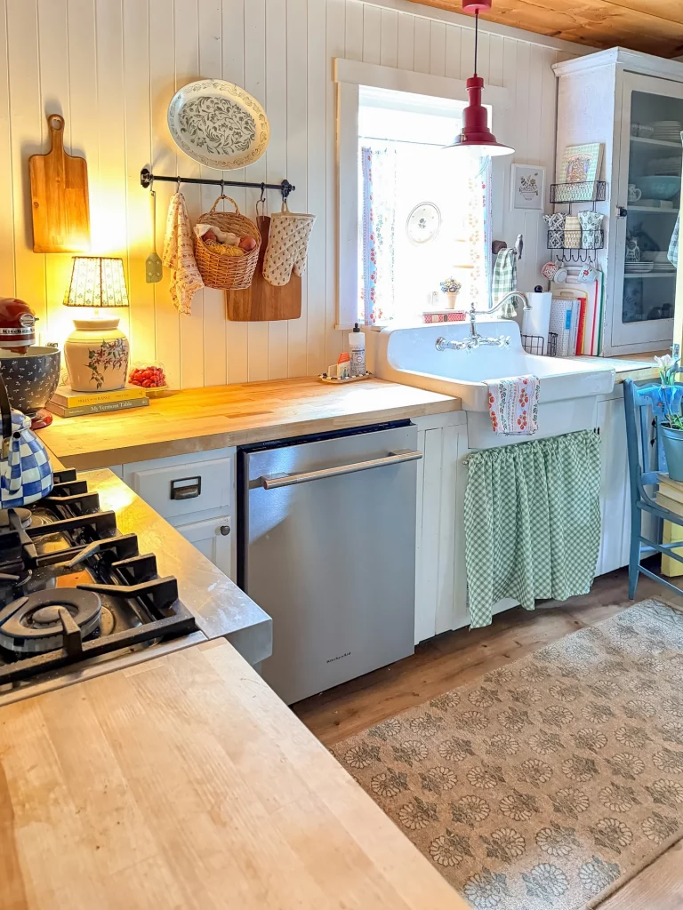 40 Grandma Core Kitchen Ideas for a Cozy, Nostalgic Home