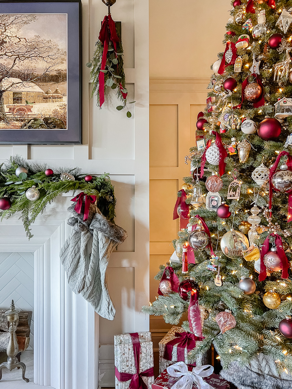 Fireplace Area With Tree Traditional Living Room with Burgundy Christmas Tree and Fireplace Garland — Burgundy Christmas Deco