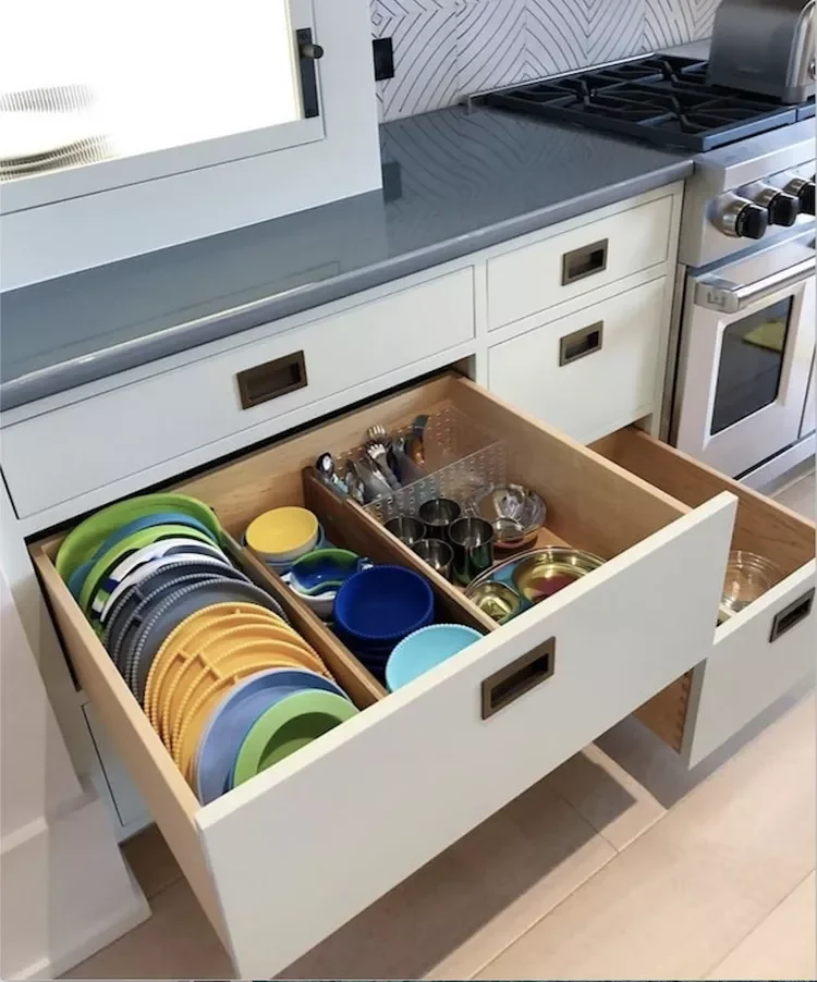 46 Modern Pantry Organization Ideas For Small Kitchens