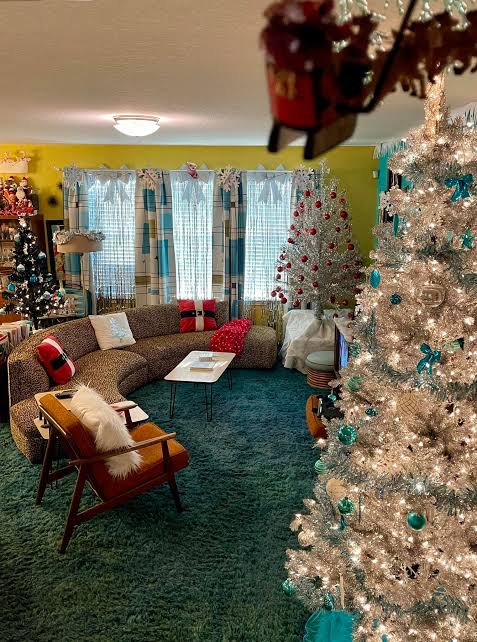 Mid-Century Modern Living Room with Multiple Striking Christmas Trees — Modern Christmas Decor