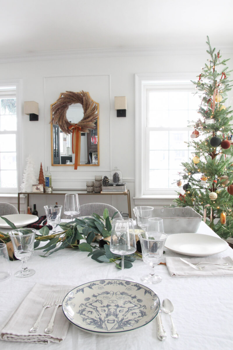 Minimalist Christmas Dining with Eucalyptus Garland — Whimsical Christmas Decor