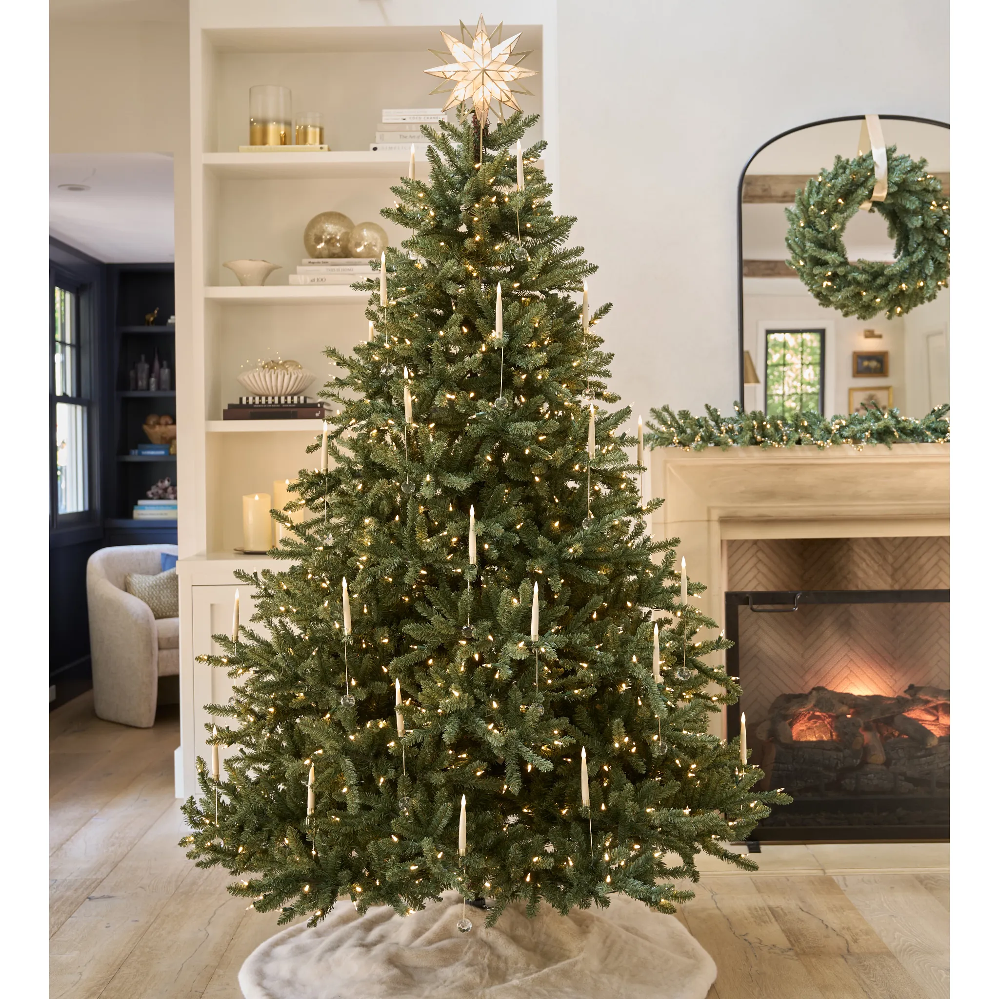 Modern Elegant Tree with Candle Ornaments and Star Topper Modern Elegant Tree with Candle Ornaments and Star Topper — Christmas Tree Trends 2026