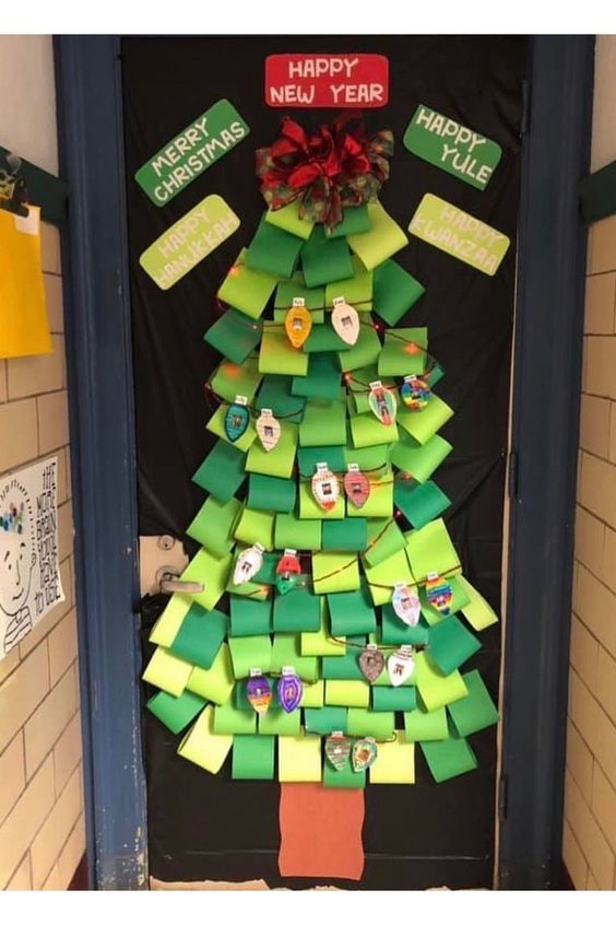 Paper Christmas Tree Door Decor Paper Christmas Tree Door Decor — Christmas Classroom Decor