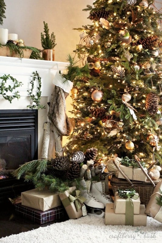 Cozy Christmas Tree with Pinecones and Stockings by the Fireplace — Traditional Christmas Decor