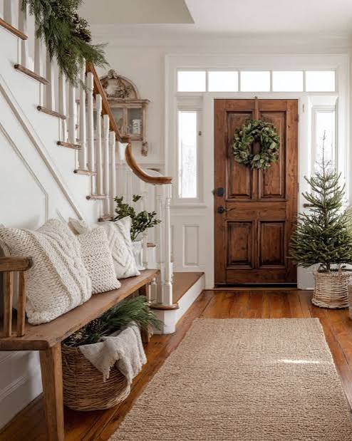 Farmhouse Entryway Bench with Knit Pillows and Greenery Basket Farmhouse Entryway Bench with Knit Pillows and Greenery Basket — Christmas Entryway Decor