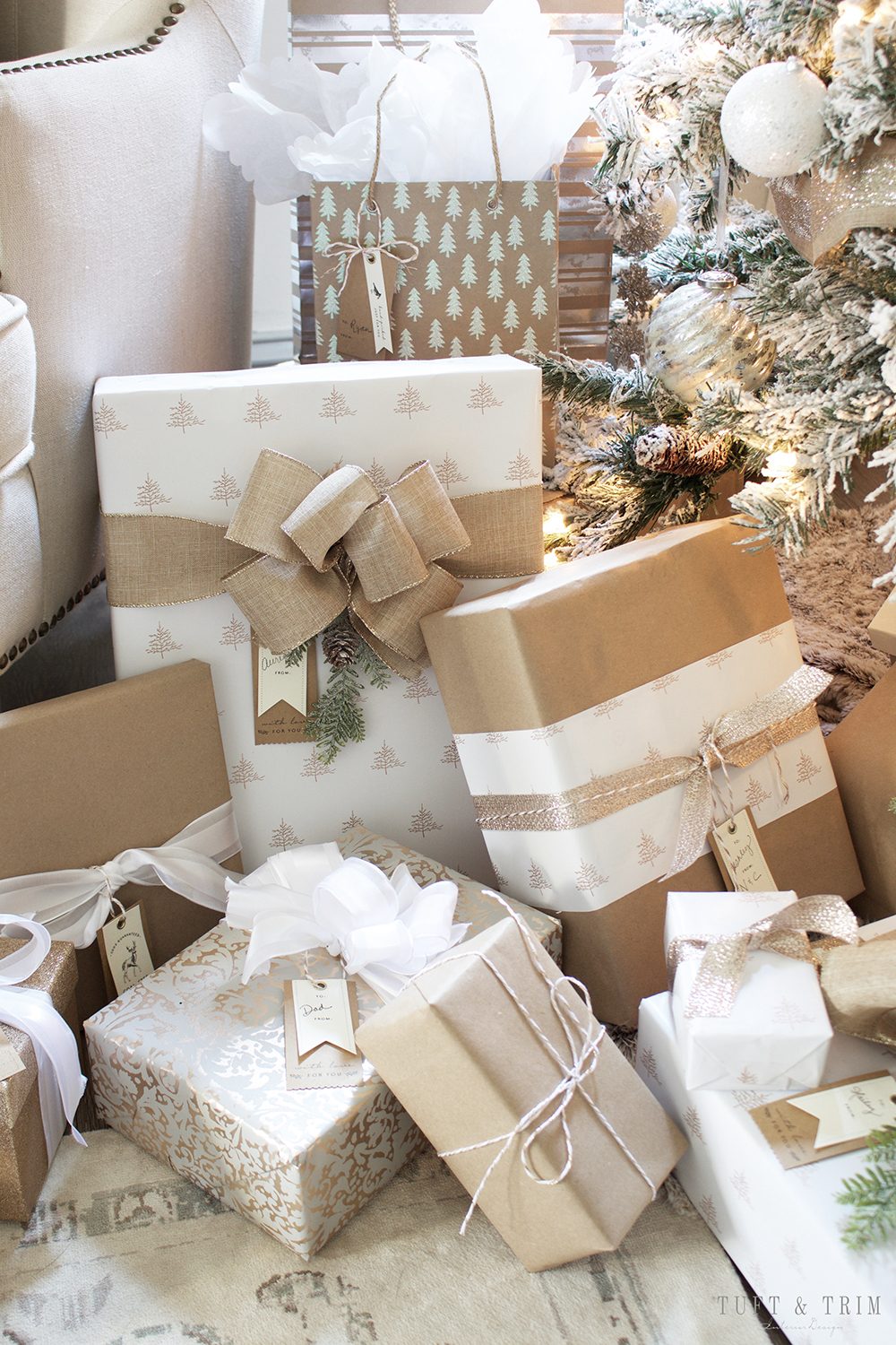 Serene Natural Gift Wrap with Burlap and Pinecones — Christmas Gift Wrapping