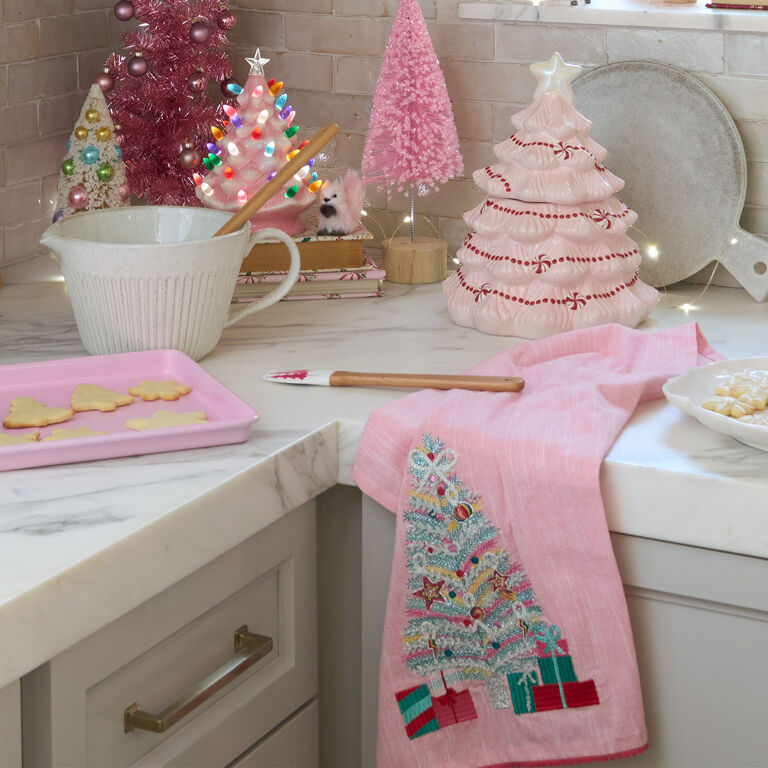 Festive Kitchen Counter with Pink Christmas Accents — Pink Christmas Decor