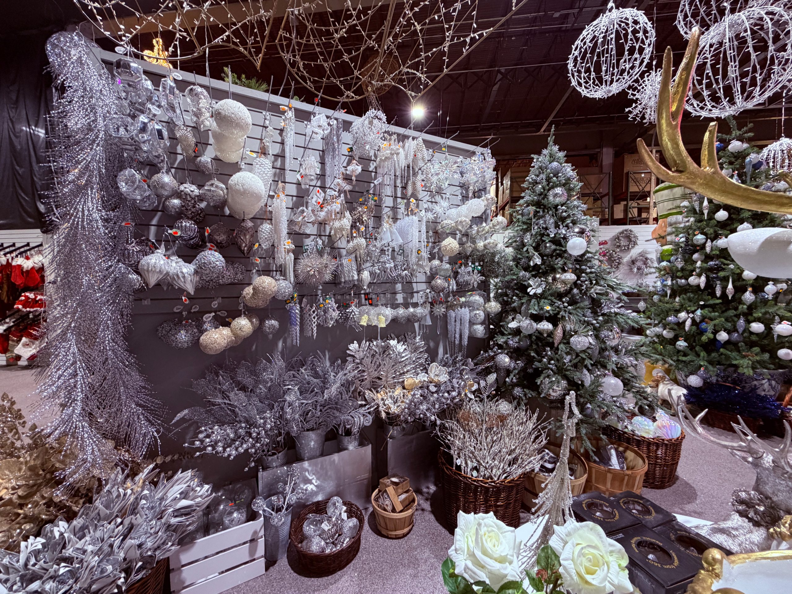 Glamorous Retail Display Featuring a Silver Tinsel Tree Glamorous Retail Display Featuring a Silver Tinsel Tree — Christmas Tree Trends 2026
