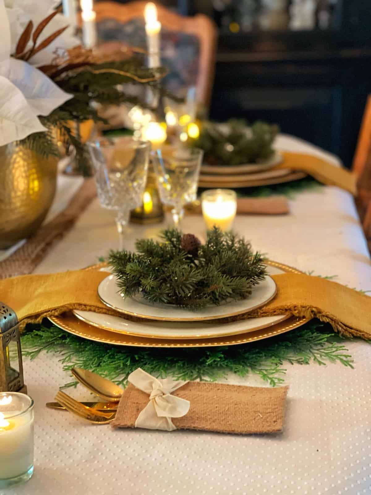 Farmhouse Table Setting with Gold Chargers and Yellow Accents — Christmas Dining Room Decor