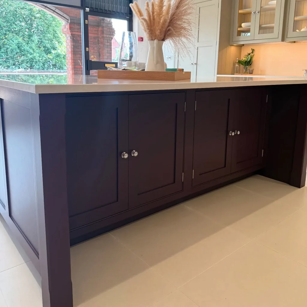 35 Aubergine Kitchen Ideas for a Stylish Modern Home