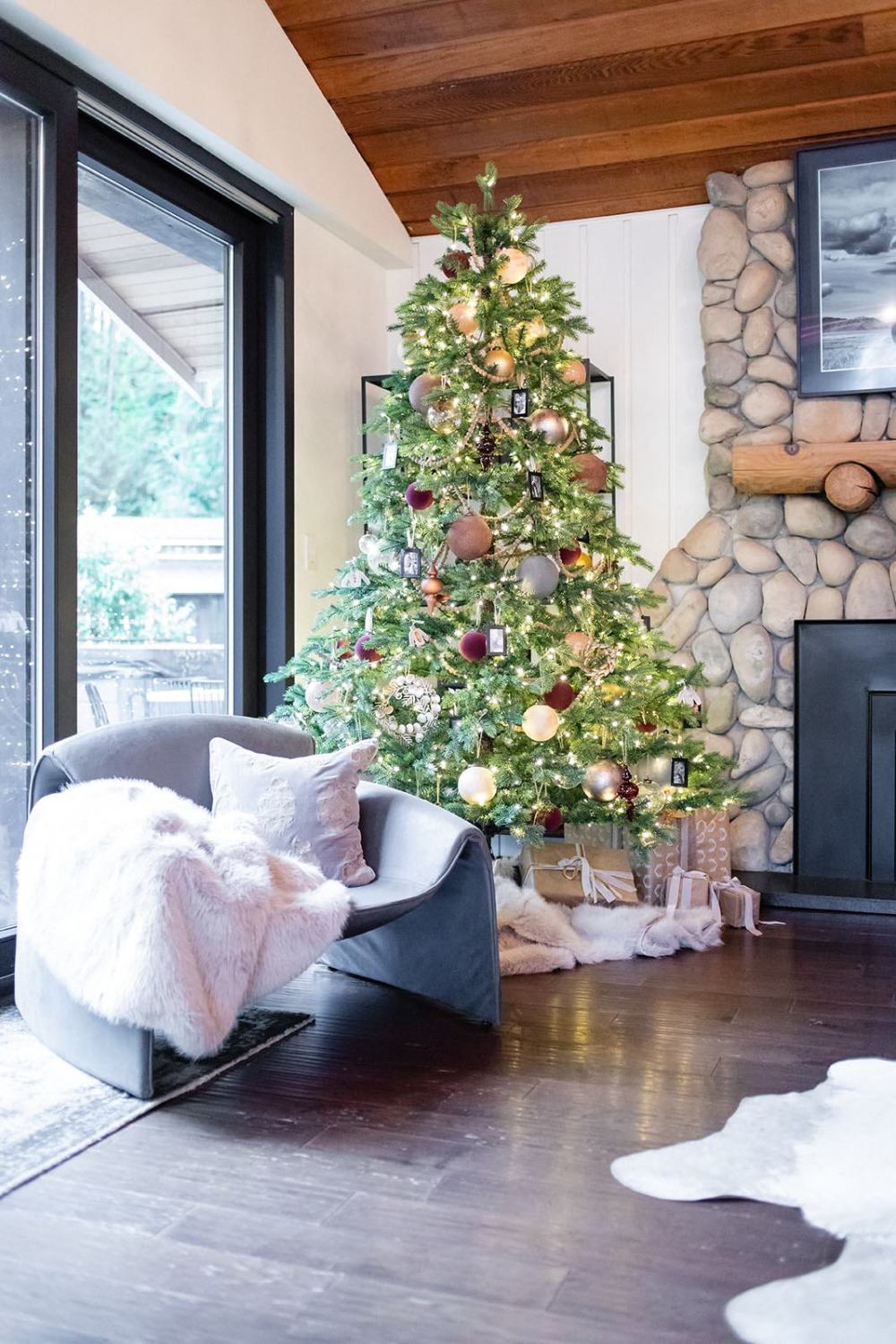 Modern Rustic Christmas Tree by a Natural Stone Fireplace — Christmas Tree Decorating