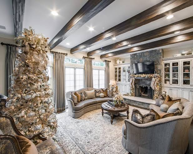 Grand Flocked Christmas Tree in a Luxurious Living Room — Elegant Christmas Decor