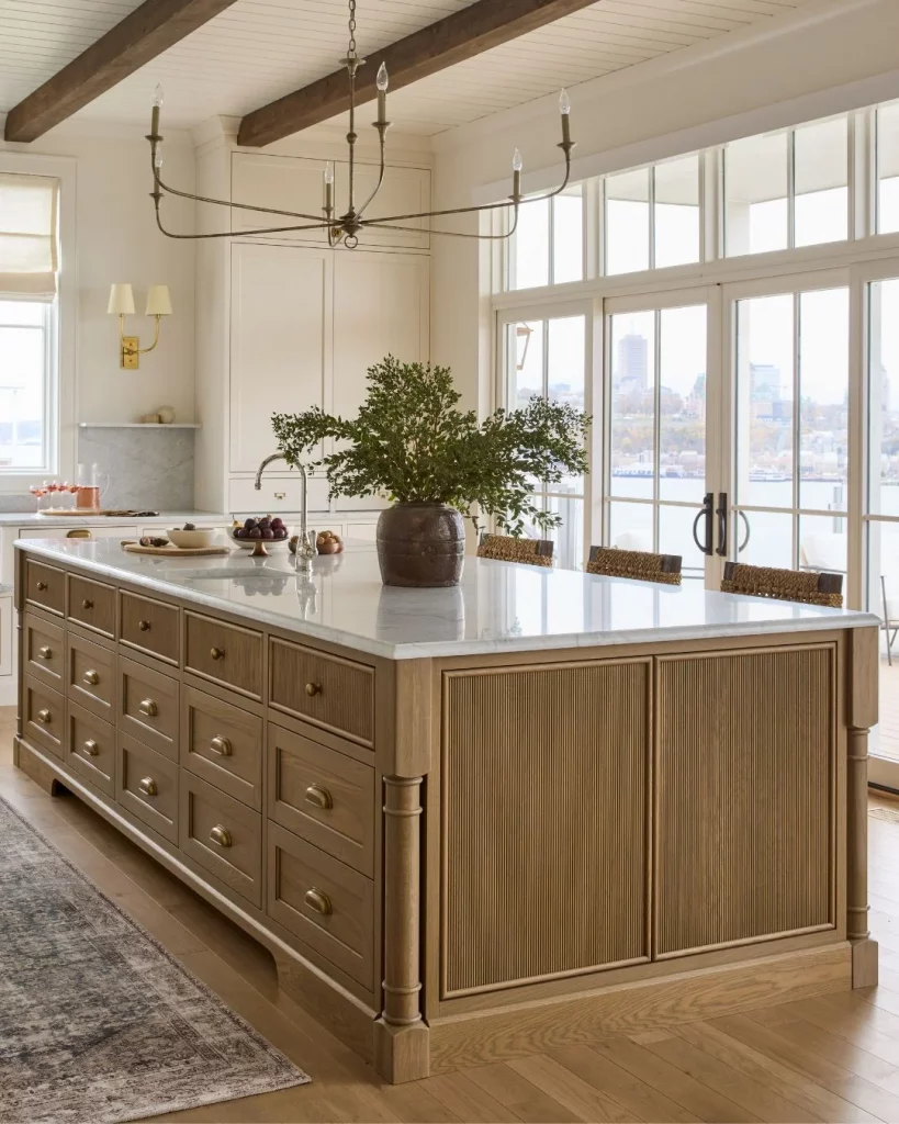 34 Minimalist White Oak Kitchen Ideas for a Warm and Modern Home