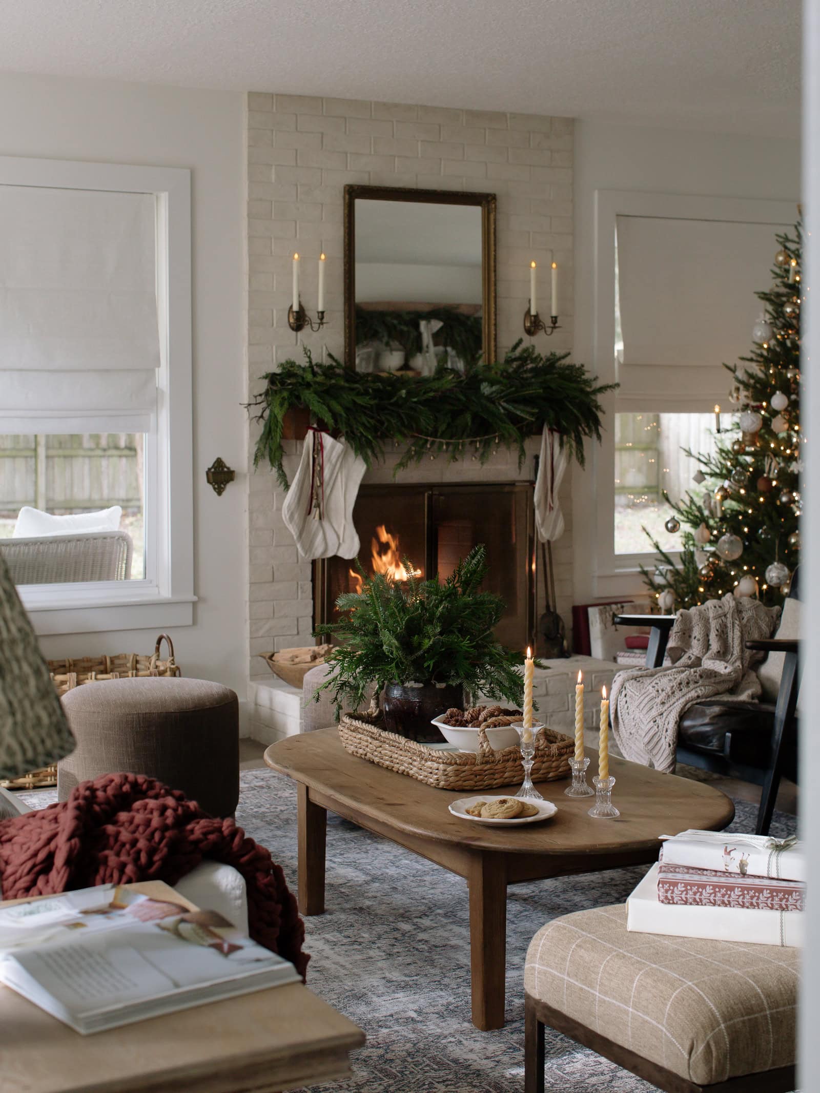 Cozy Living Room Fireplace with Garland and Cookies Cozy Living Room Fireplace with Garland and Cookies — Cozy Christmas Decor