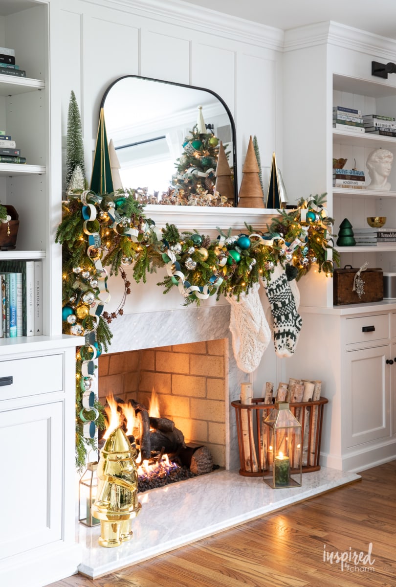 Modern Farmhouse with Teal Garland Accents Modern Farmhouse with Teal Garland Accents — Christmas Mantel Decor