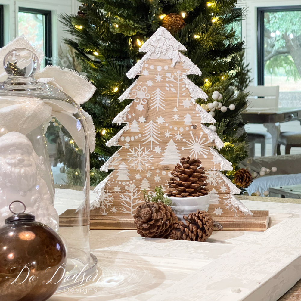 Handmade Wooden Christmas Tree with Winter Motifs Handmade Wooden Christmas Tree with Winter Motifs — Christmas Tree Themes
