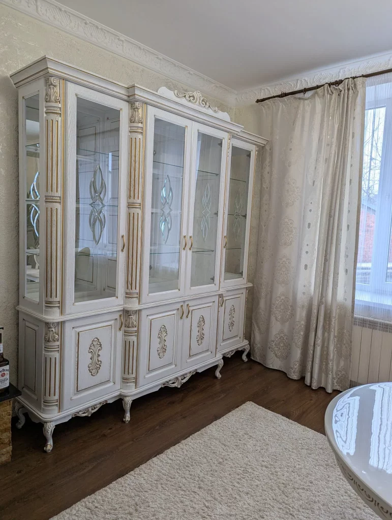 56 Old-World Inspired Furniture Ideas for a Sophisticated Home
