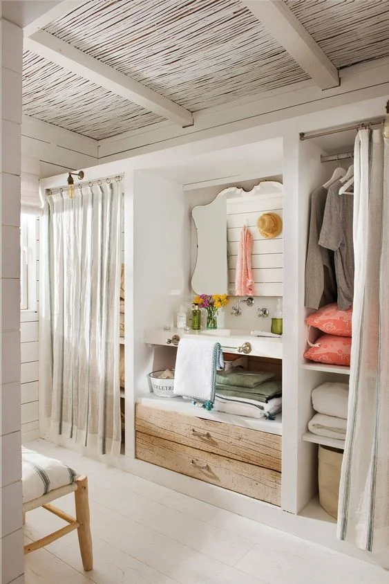 37 Creative Space-Saving Storage Ideas for Small Spaces