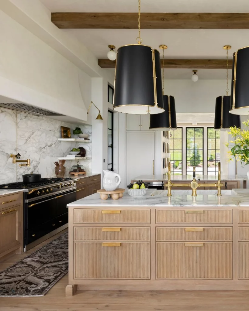 34 Minimalist White Oak Kitchen Ideas for a Warm and Modern Home