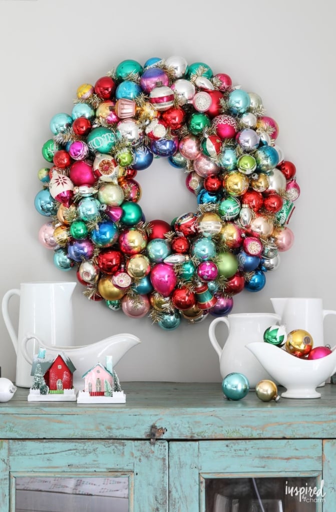 How to Make a DIY Vintage Christmas Ornament Wreath