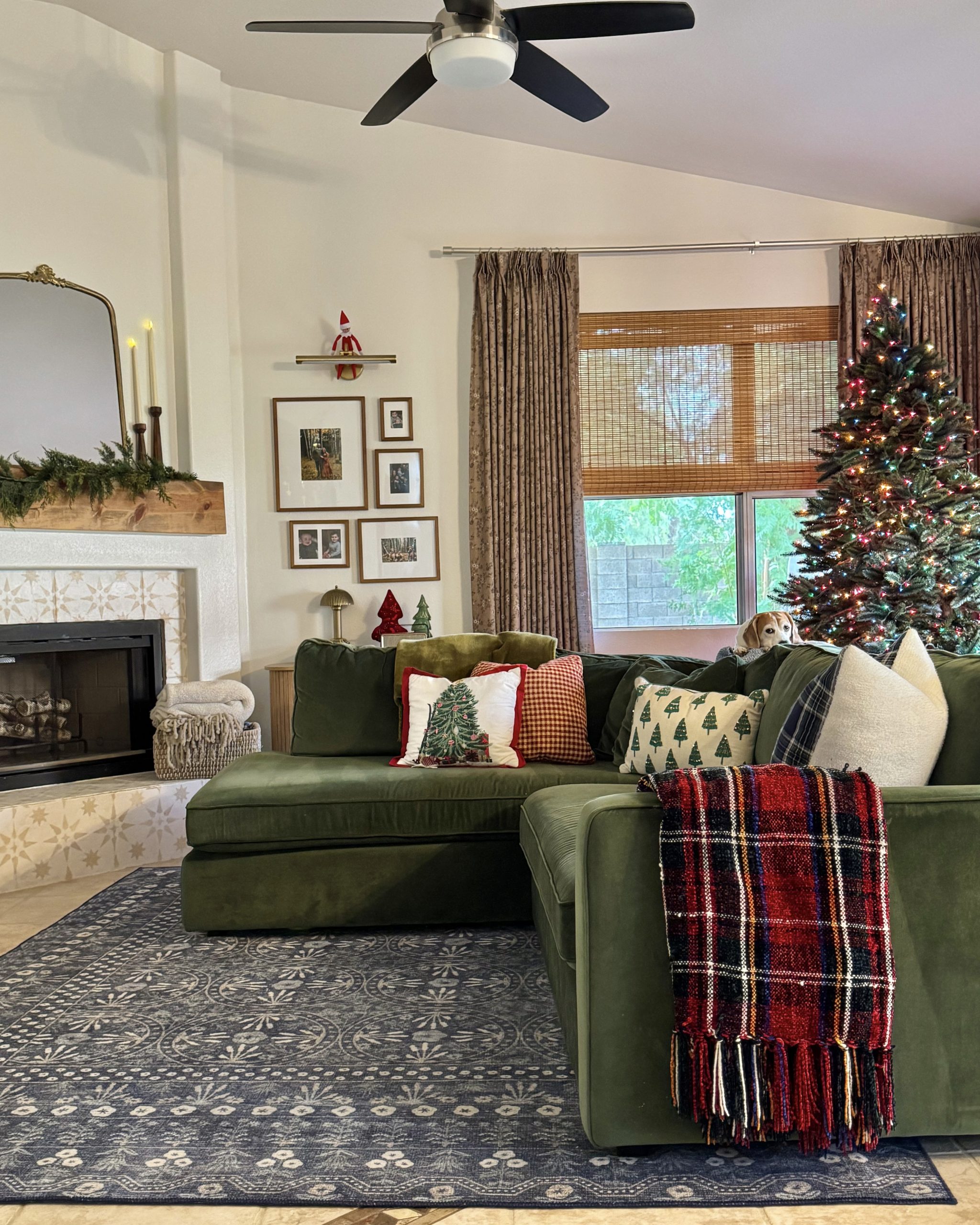 Modern Living Room with Green Sectional and Plaid Throw Modern Living Room with Green Sectional and Plaid Throw — Aesthetic Christmas Decor