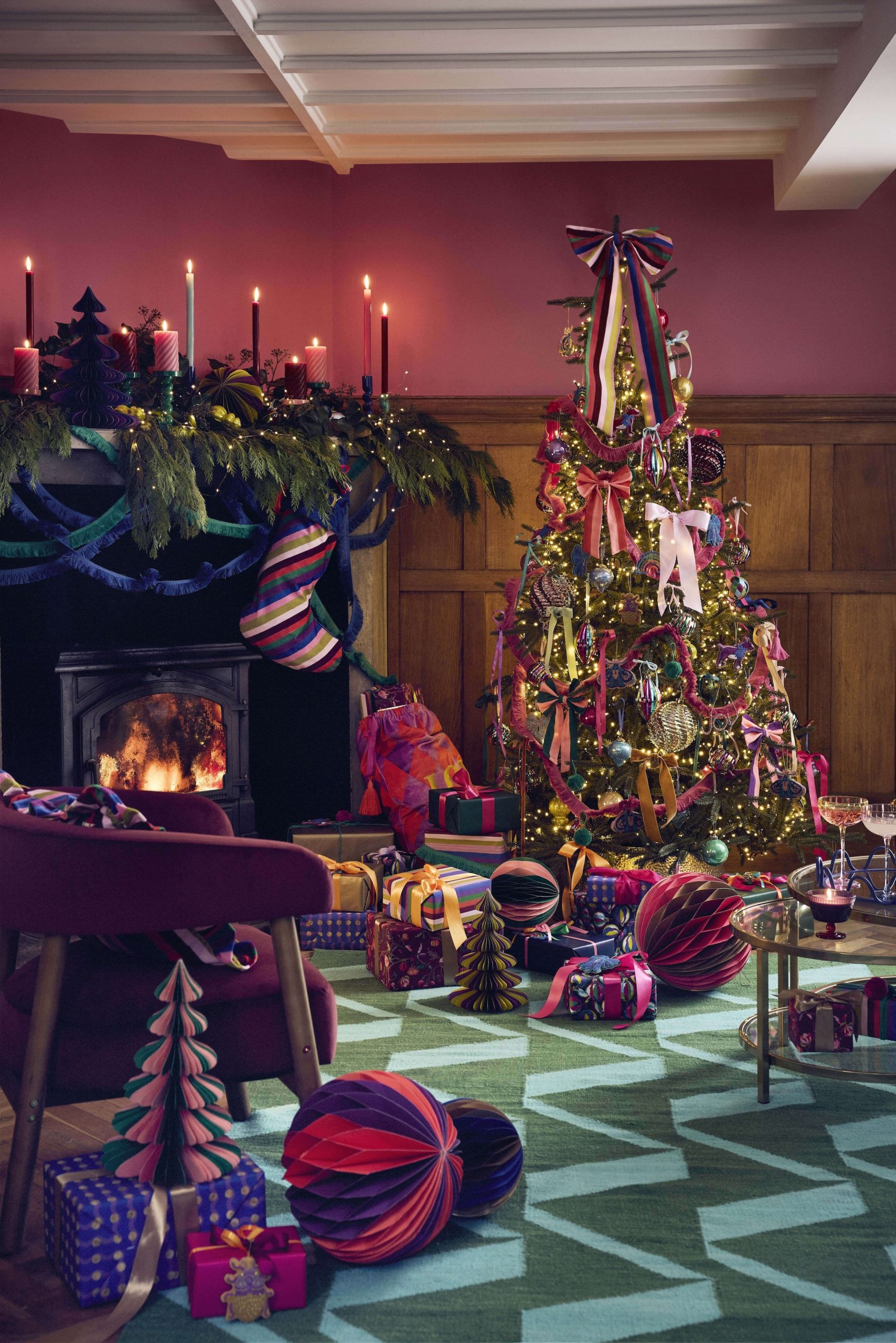 Playful and Eclectic Living Room with Multi-Colored Tree Playful and Eclectic Living Room with Multi-Colored Tree — Aesthetic Christmas Decor