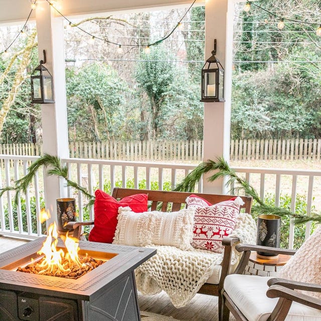 Cozy Farmhouse Porch with Fire Pit and Lanterns Cozy Farmhouse Porch with Fire Pit and Lanterns — Christmas Porch Decor
