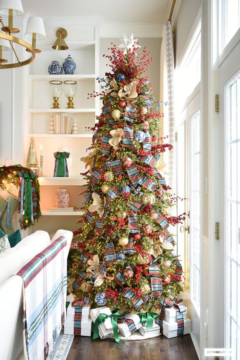 OUR RED + BLUE PLAID CHRISTMAS TREE | CITRINELIVING