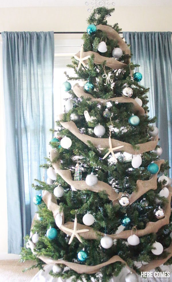Full Tree Shot Visual Idea Full Tree Shot Visual Idea — Coastal Christmas Decor