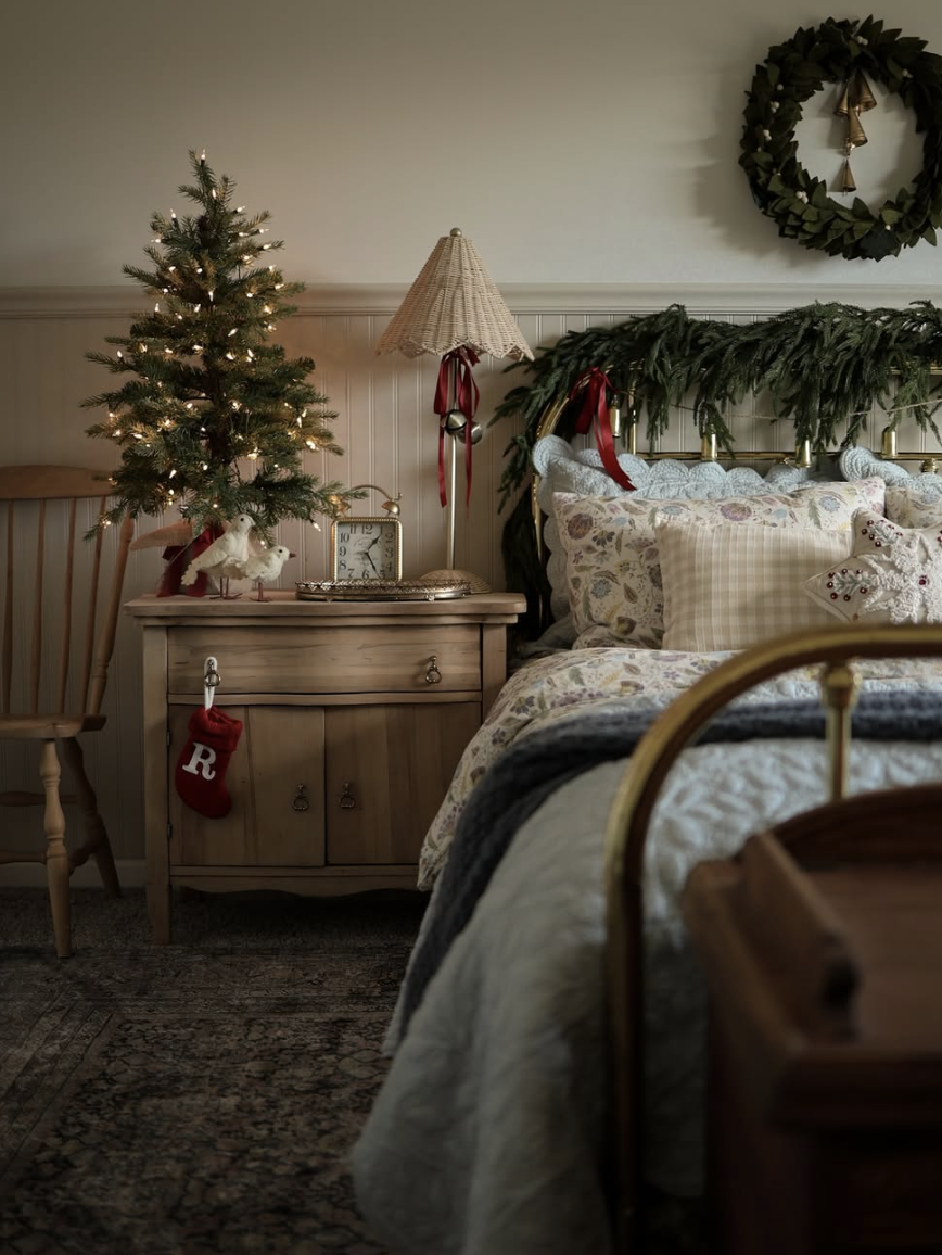 Miniature Farmhouse Tree on a Nightstand Miniature Farmhouse Tree on a Nightstand — Farmhouse Christmas Tree