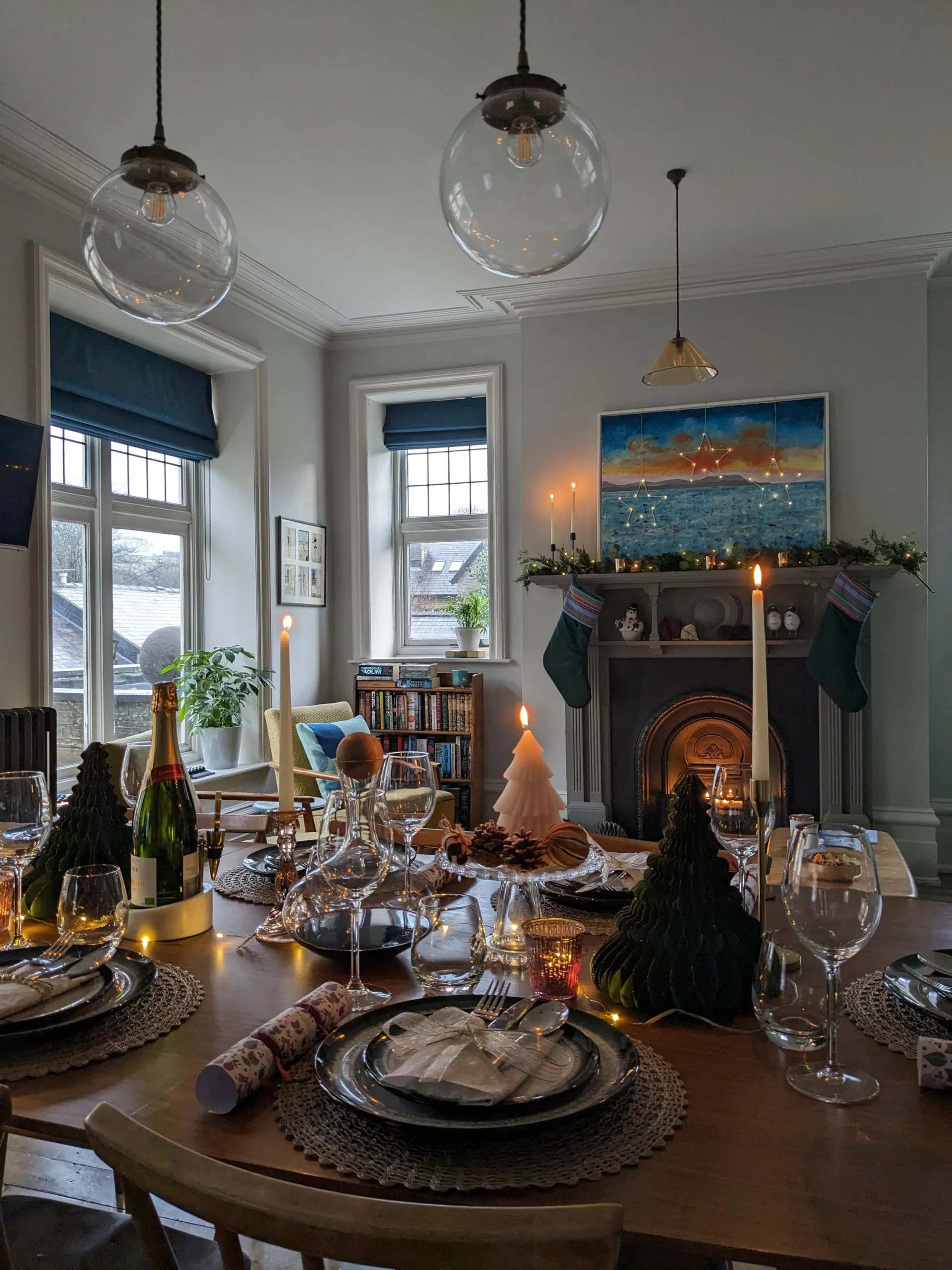 Formal Christmas Dining Room with Fireplace Backdrop — Christmas Table Setting