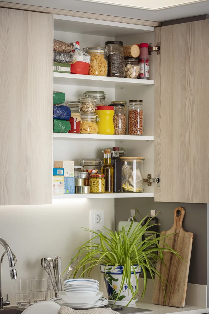 46 Modern Pantry Organization Ideas For Small Kitchens