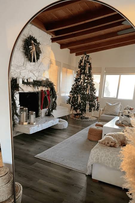 Modern Cozy Living Room with Stone Fireplace and Tall Tree Modern Cozy Living Room with Stone Fireplace and Tall Tree — Aesthetic Christmas Decor