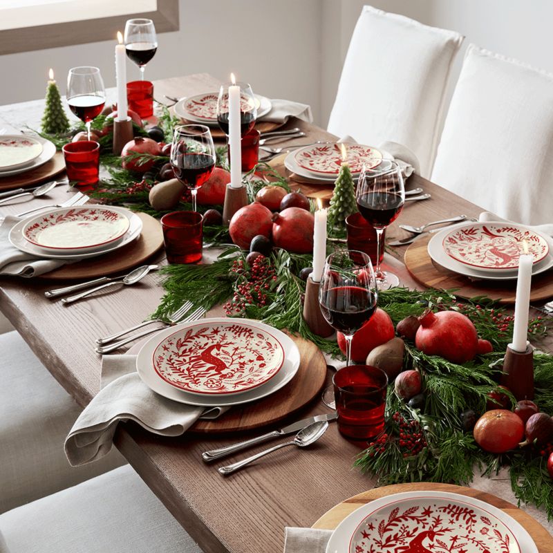Visual Idea — Christmas Table Setting