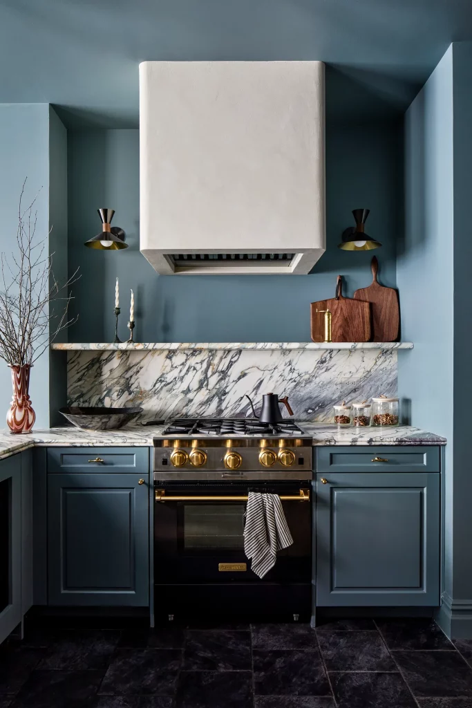 42 Modern Small Kitchen Design Ideas For Maximizing Space