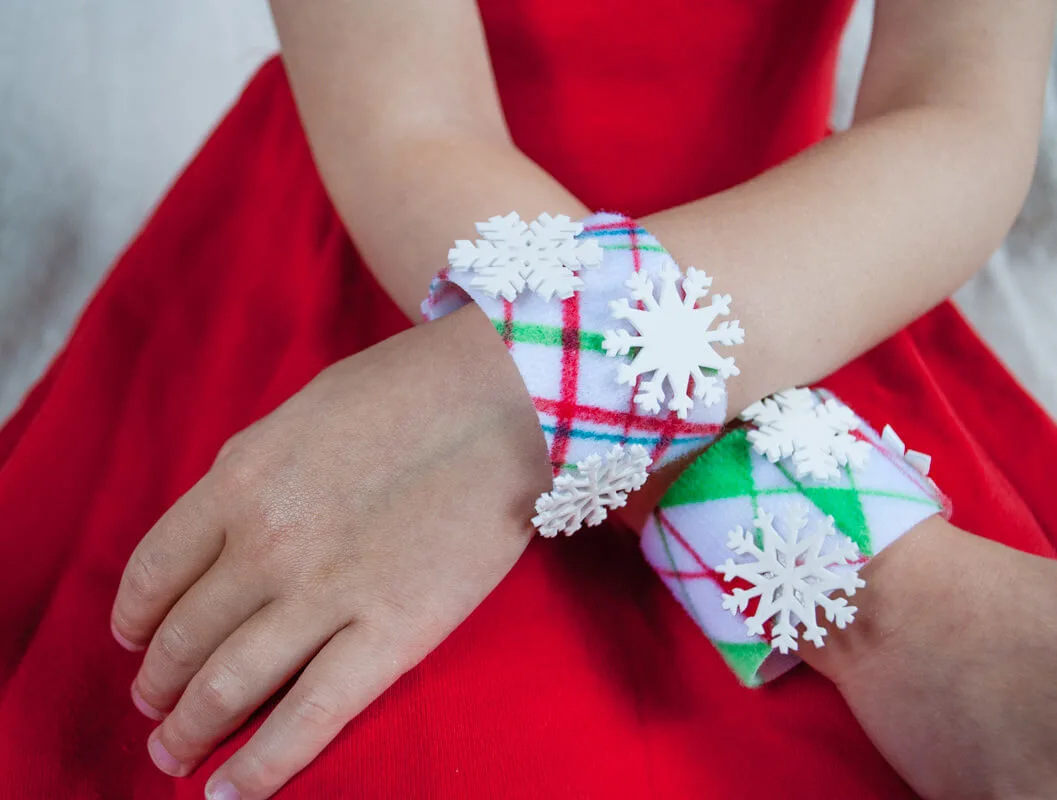 Festive Felt Snowflake Bracelets Festive Felt Snowflake Bracelets — Christmas Crafts for Kids