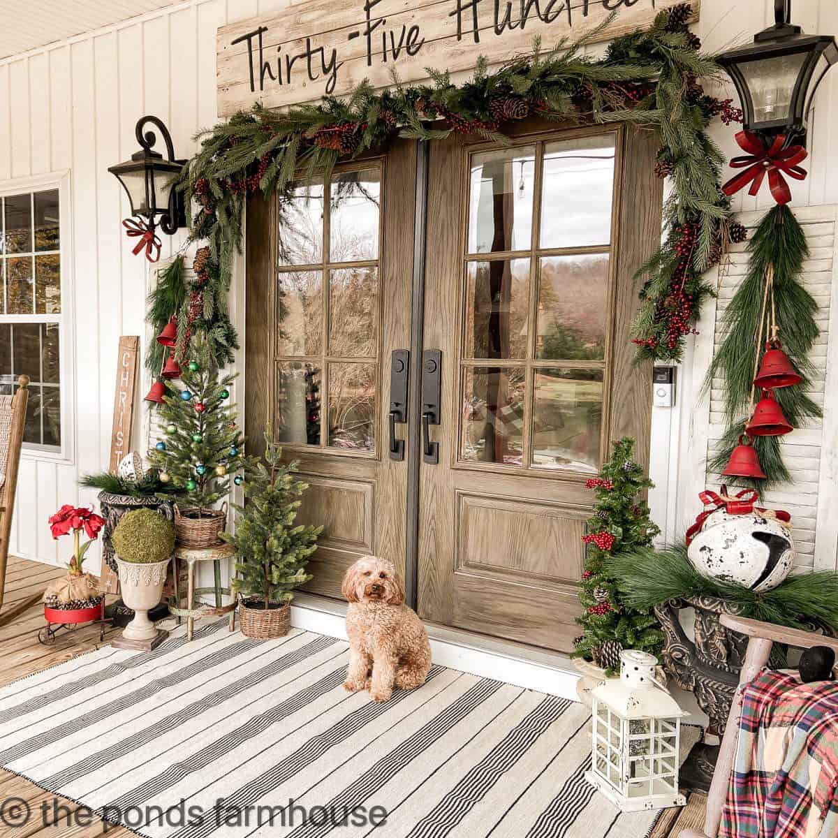 Farmhouse Christmas Porch with Double Doors and Garland Farmhouse Christmas Porch with Double Doors and Garland — Christmas Porch Decor