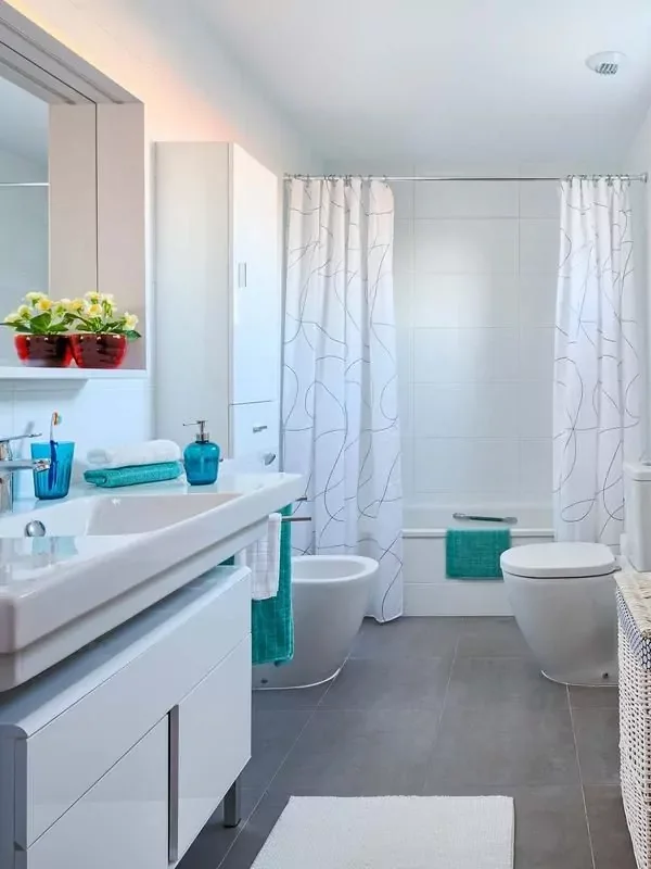 40 Small Bathroom Design Ideas To Maximize Space