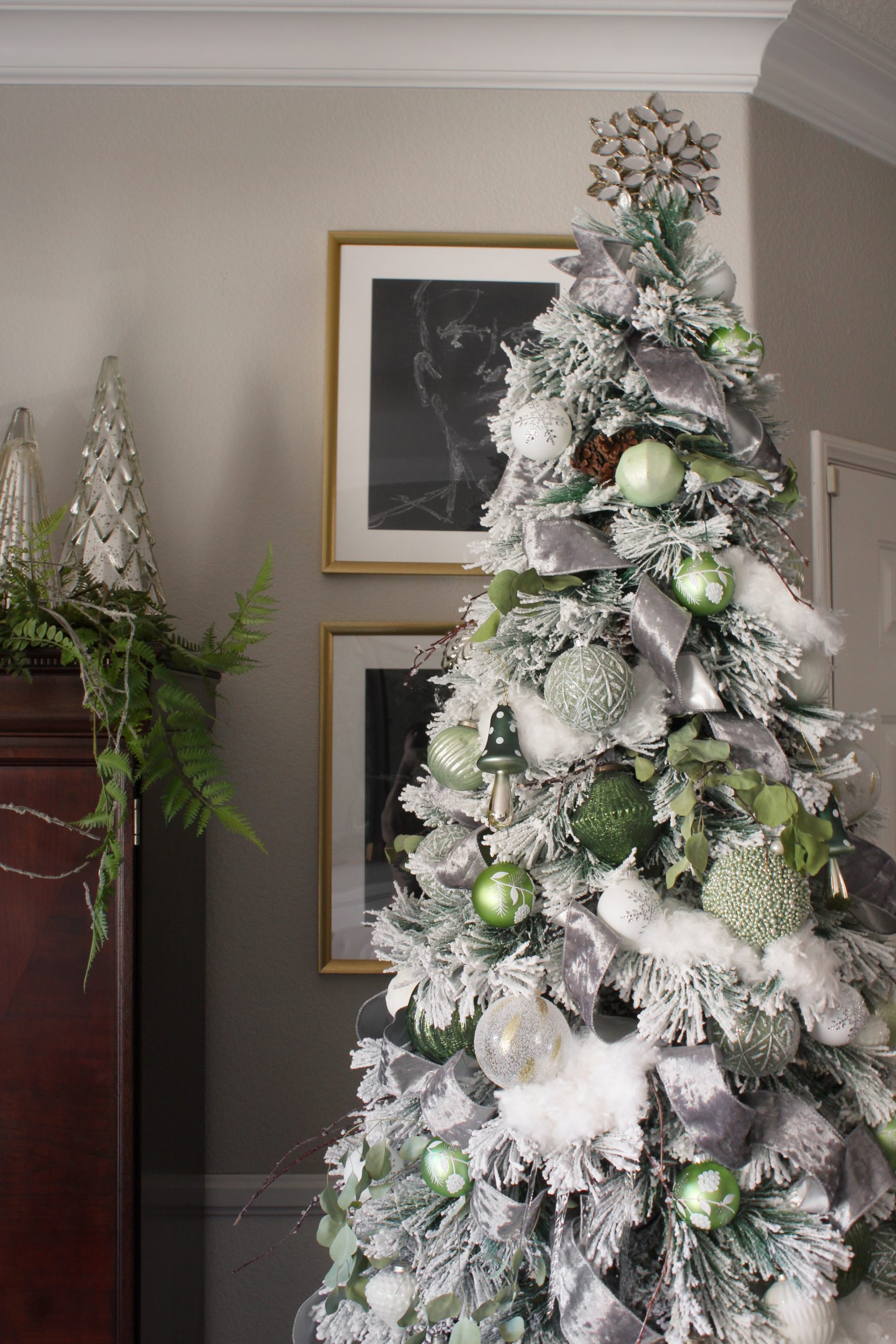 Sage Green White Silver Brown Traditional Living Room with Flocked Sage Green Christmas Tree Sage Green White Silver Brown Traditional Living Room with Flocked Sage Green Christmas Tree — Sage Green Christmas Decor