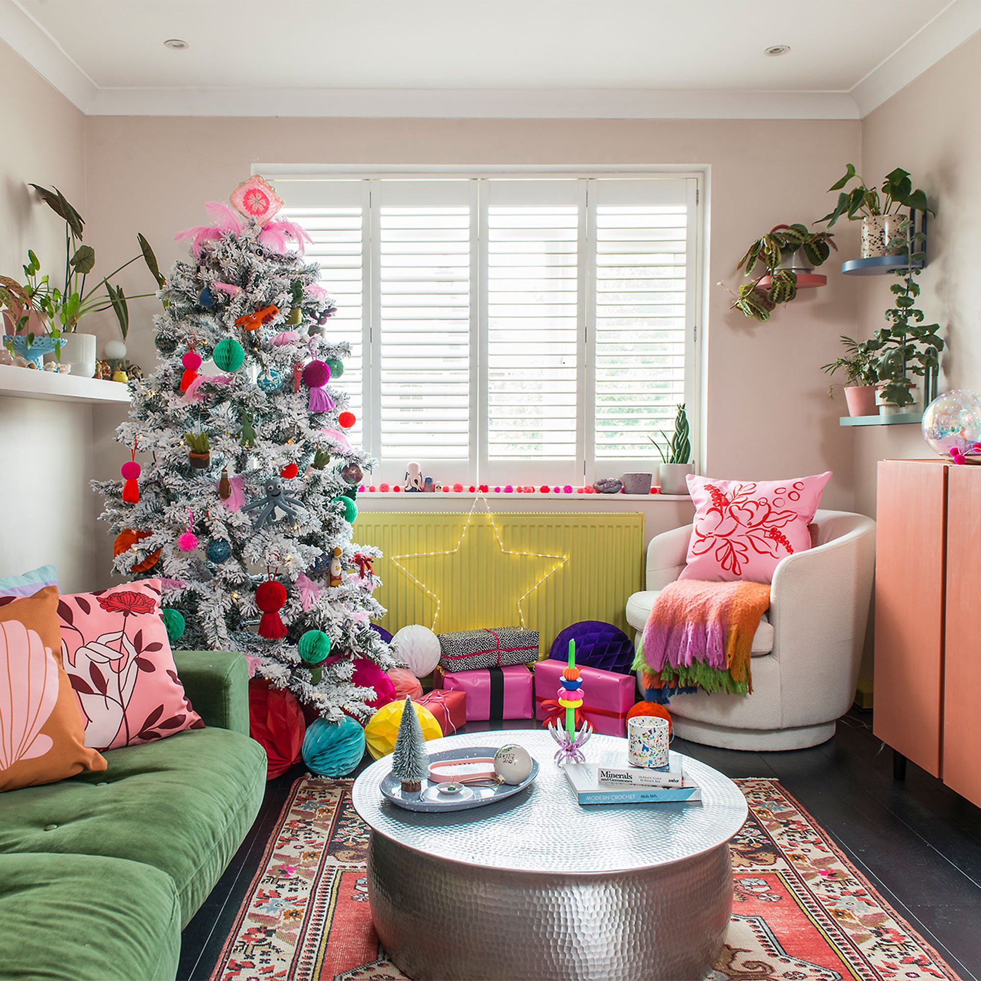 Corner Seating Area Vibrant Modern Living Room with Colorful Flocked Christmas Tree — Modern Christmas Decor
