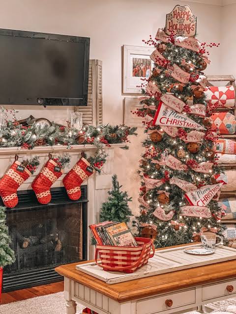 Farmhouse Living Room Vignette with Tree and Stockings Farmhouse Living Room Vignette with Tree and Stockings — Cozy Christmas Decor
